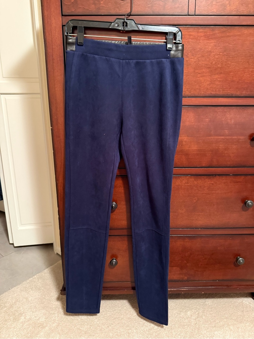 White House Black Market Navy Ponte Skinny Pants/Leggings